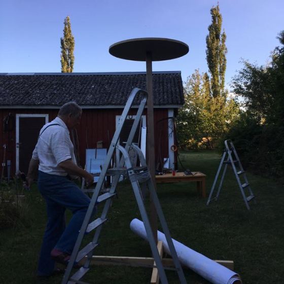 Ställning för bonad