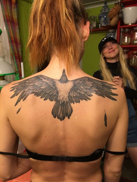 Siris tatuering o nöjd Rita