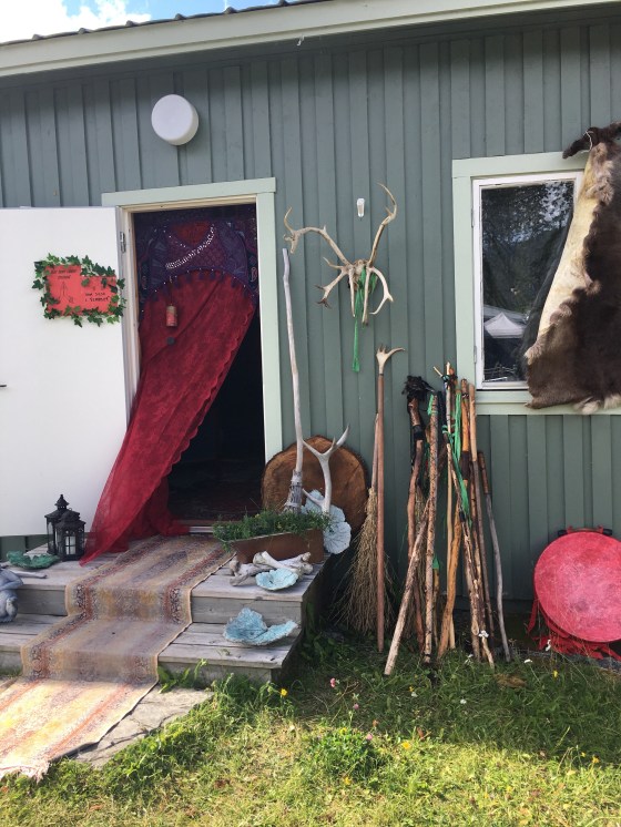 Tempelingången, Jordens Hjärtslag