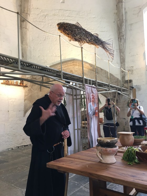 Munk, Glastonbury Abbey