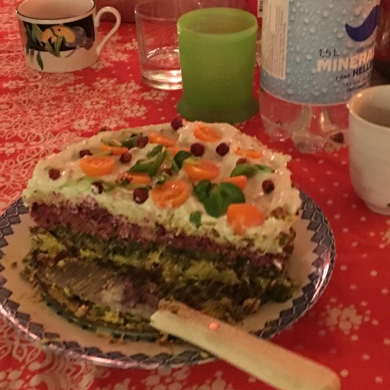 raw "smörgåstårta"